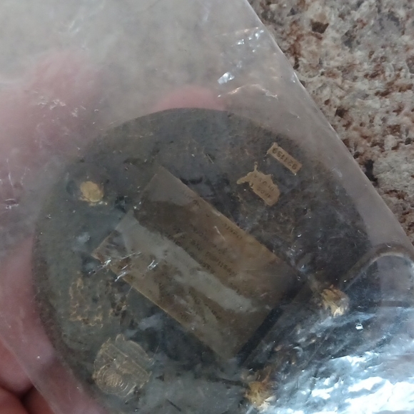 JOHN DEERE FLY-IN 92-93 BRASS BELT BUCKLE VINTAGE 1992 TRACTOR FARMER - Picture 3 of 7